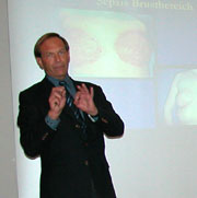 Priv.-Doz. Dr. Klaus Exner ist Präsident der Vereinigung der Deutschen Plastischen Chirurgen (VDPC) - Foto: mediXtra